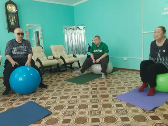 Занятия для граждан пожилого возраста и инвалидов